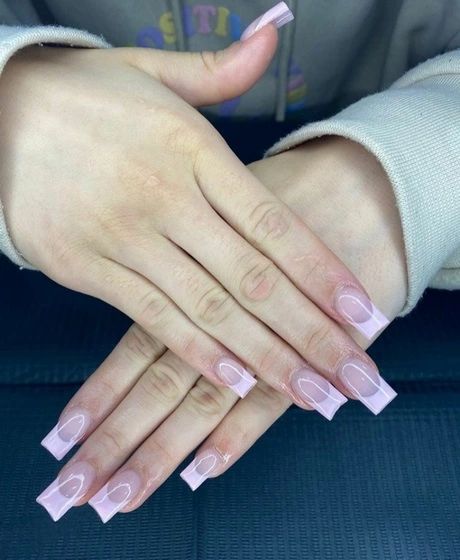 clear-pink-nail-designs-37_10-2 Modele clare de unghii roz
