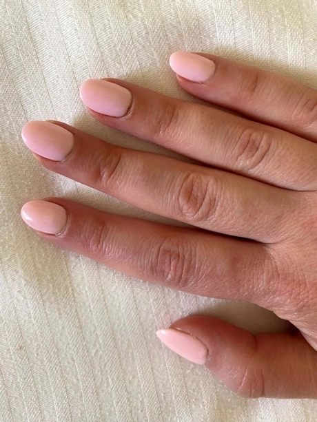 cute-light-pink-nails-11_13-7 Unghii drăguțe roz deschis