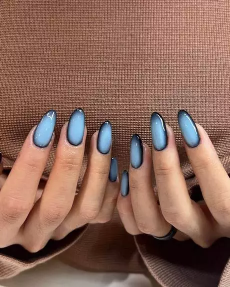 dark-blue-and-pink-nail-designs-47_3-12 Modele de unghii albastru închis și roz