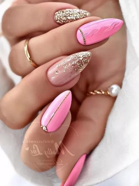 fancy-pink-nails-12_12-4 Unghii roz fanteziste