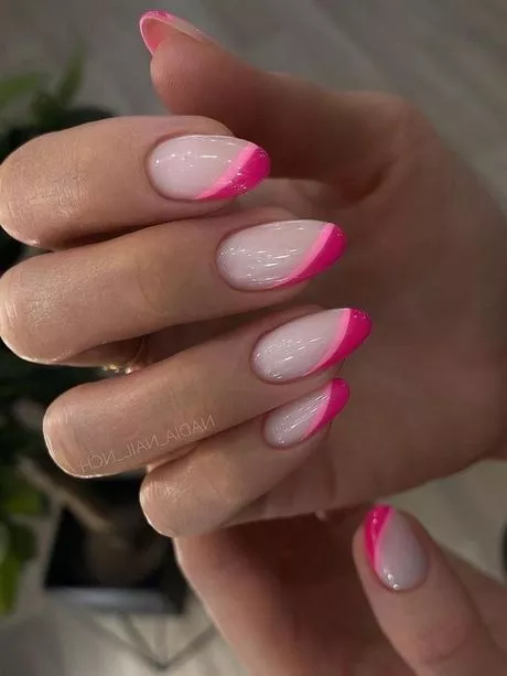 french-pink-nail-designs-72_10-4 Modele de unghii roz franceze