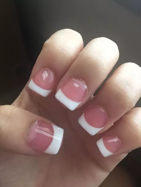 french-tip-nails-with-pink-46_6-14 Unghii cu vârf francez cu roz