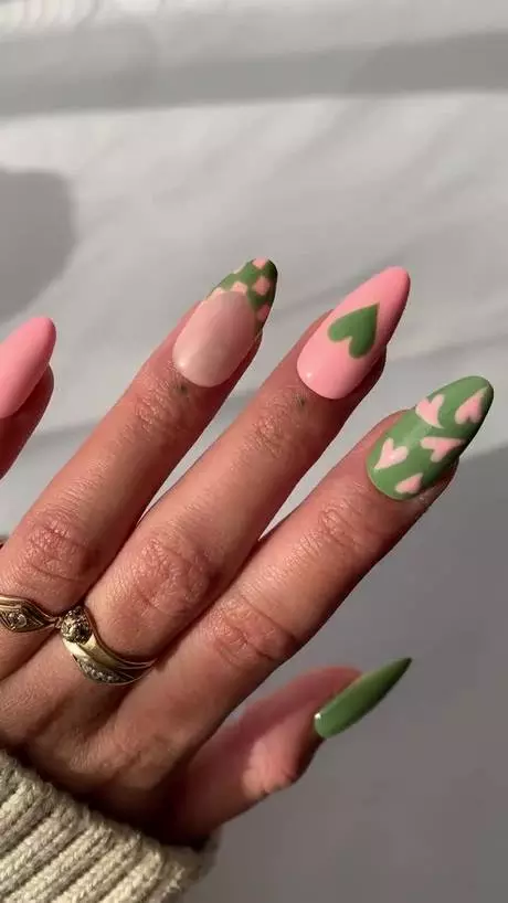 green-and-pink-acrylic-nails-95-2 Unghii acrilice verzi și roz