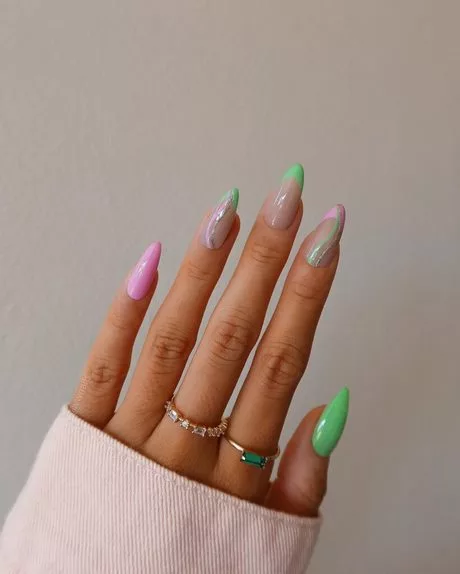 green-and-pink-acrylic-nails-95_2-7 Unghii acrilice verzi și roz