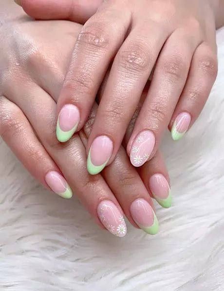 green-and-pink-acrylic-nails-95_3-9 Unghii acrilice verzi și roz