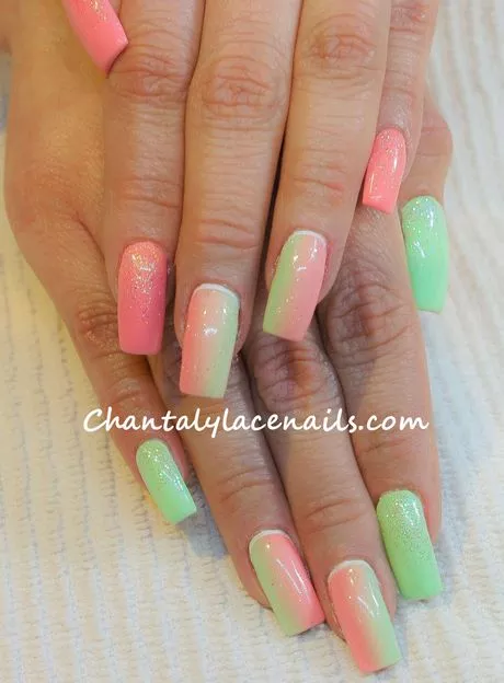 green-and-pink-ombre-nails-94_15-9 Unghii ombre verzi și roz