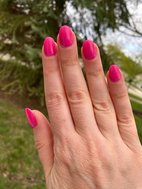 hot-pink-acrylic-nails-short-35_3-8 Unghii acrilice roz roz scurte