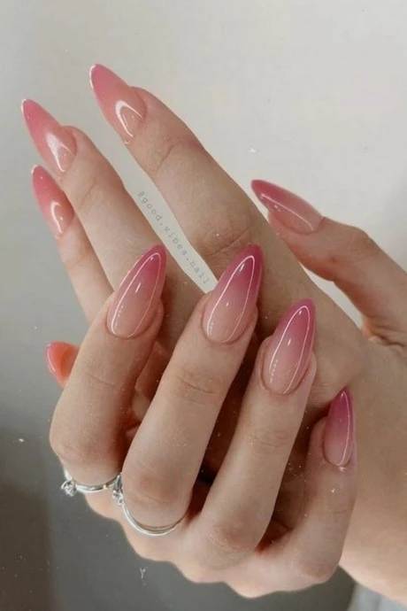 hot-pink-almond-acrylic-nails-86_5-14 Unghii acrilice de migdale roz roz