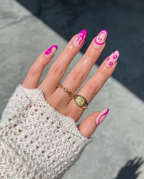 hot-pink-and-silver-nail-designs-17_12-5 Modele de unghii roz și argintiu
