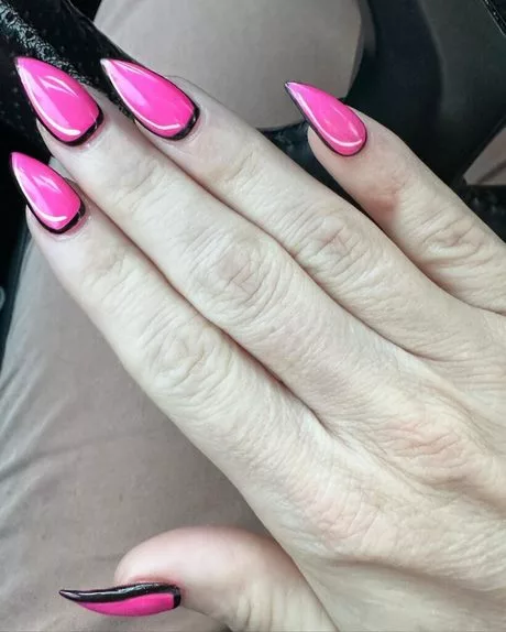hot-pink-stiletto-nails-63_5-11 Unghii stiletto Roz Aprins