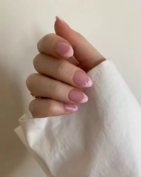 light-pink-short-almond-nails-59-2 Unghii scurte de migdale roz deschis