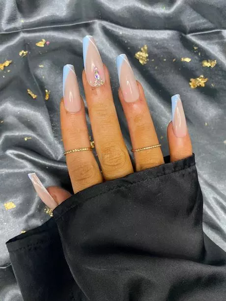 long-coffin-french-tip-nails-28_11-5 Sicriu lung franceză sfat cuie