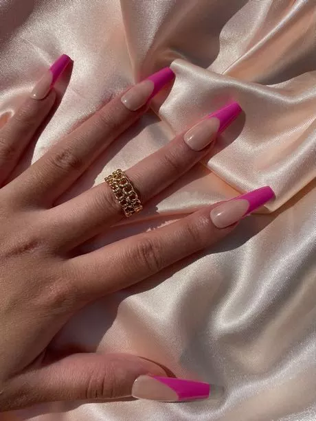 long-hot-pink-nails-31-1 Unghii lungi roz roz