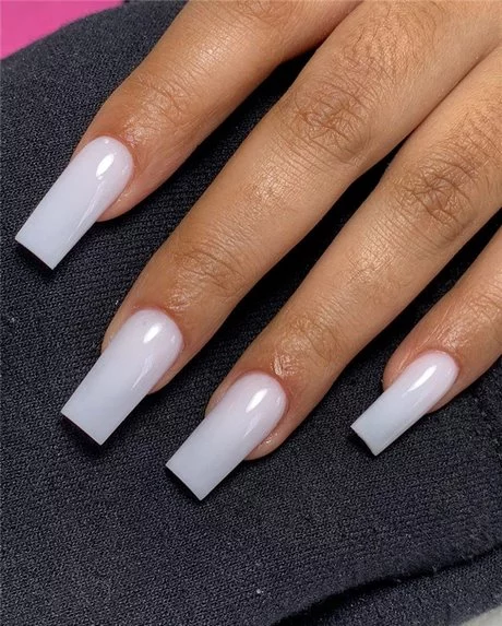 long-white-nails-with-diamonds-65_15-7 Unghii lungi albe cu diamante