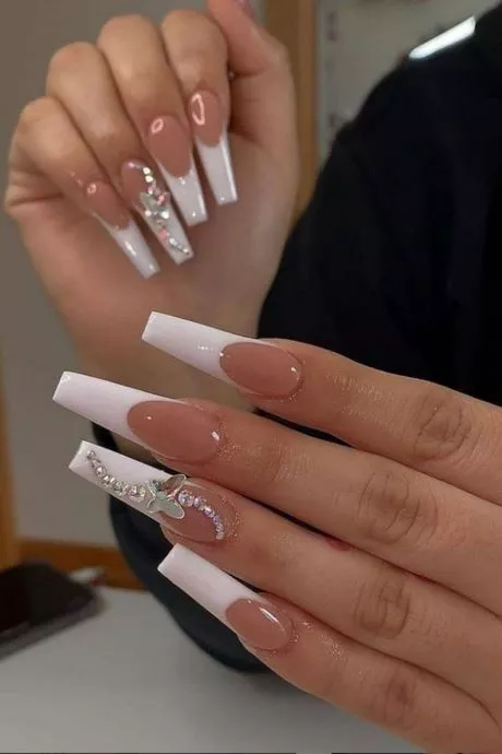 long-white-nails-with-diamonds-65_2-10 Unghii lungi albe cu diamante