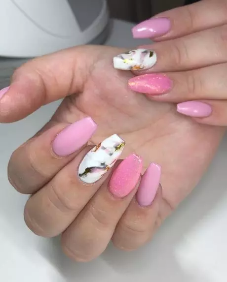 marble-pink-and-white-nails-69_2-9 Marmură roz și unghii albe