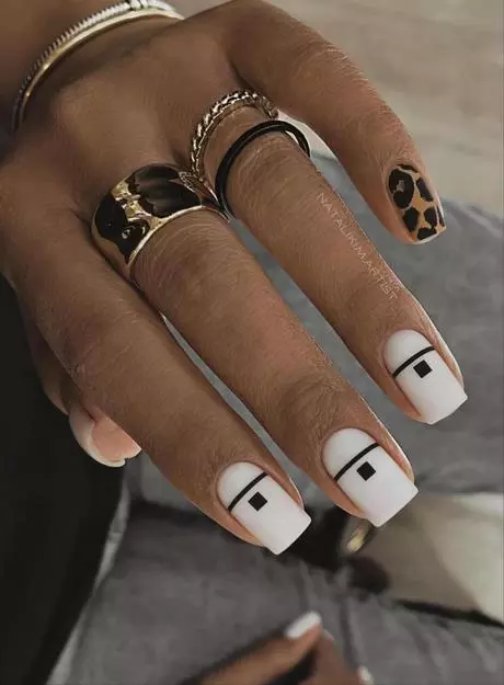 nail-designs-for-short-square-nails-17_2-9 Modele de unghii pentru unghii pătrate scurte