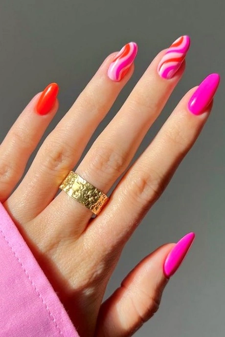 neon-pink-nails-with-design-87_12-6 Unghii roz Neon cu design