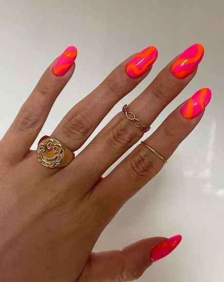 neon-pink-nails-with-design-87_8-17 Unghii roz Neon cu design