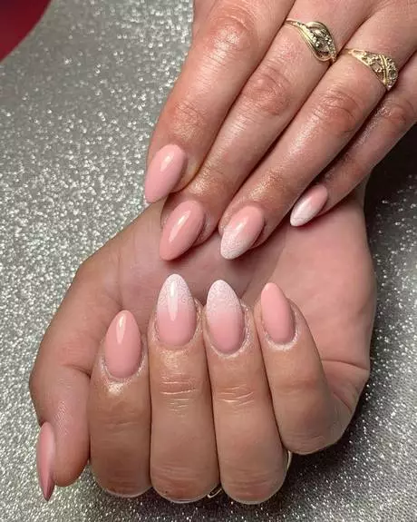 nude-and-pink-ombre-nails-18-1 Nud și roz ombre unghii