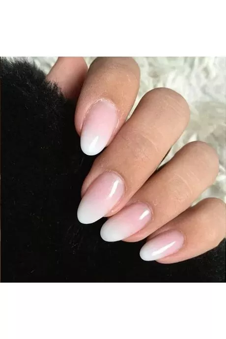 nude-pink-ombre-nails-26_11-4 Nud roz ombre unghii