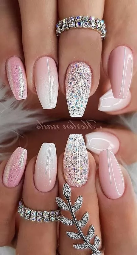 ombre-pink-and-white-nails-with-glitter-72_15-8 Ombre roz și unghii albe cu sclipici
