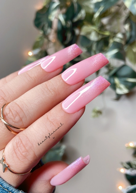 pastel-pink-coffin-nails-63-3 Unghii de sicriu roz Pastel