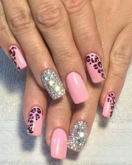 pink-and-leopard-nails-78_10-3 Unghii roz și leopard