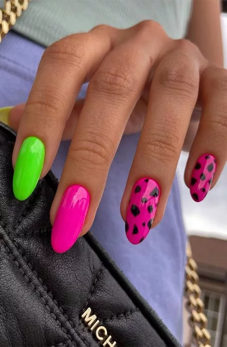 pink-and-leopard-nails-78_4-11 Unghii roz și leopard
