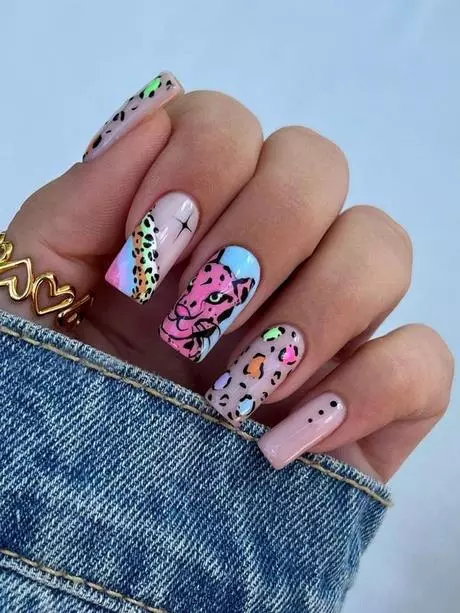 pink-and-leopard-print-nails-46_14-6 Unghii cu imprimeu roz și leopard
