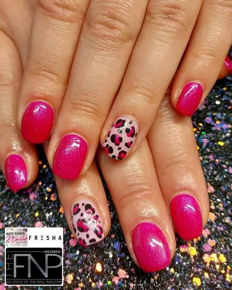 pink-and-leopard-print-nails-46_5-11 Unghii cu imprimeu roz și leopard