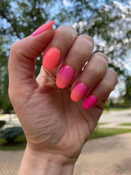pink-and-orange-nails-design-28_4-13 Design de unghii roz și portocaliu