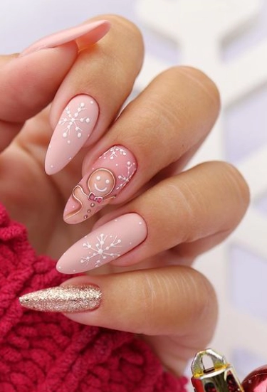 pink-and-silver-christmas-nails-10_2-12 Unghii de Crăciun roz și argintiu
