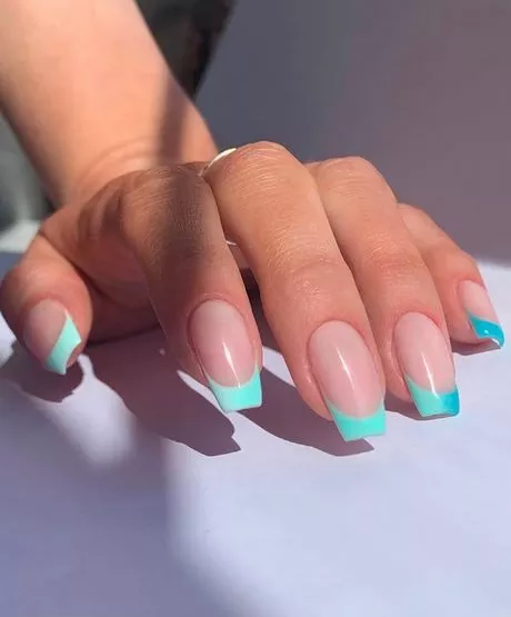 pink-and-teal-ombre-nails-95_14-7 Unghii ombre roz și teal
