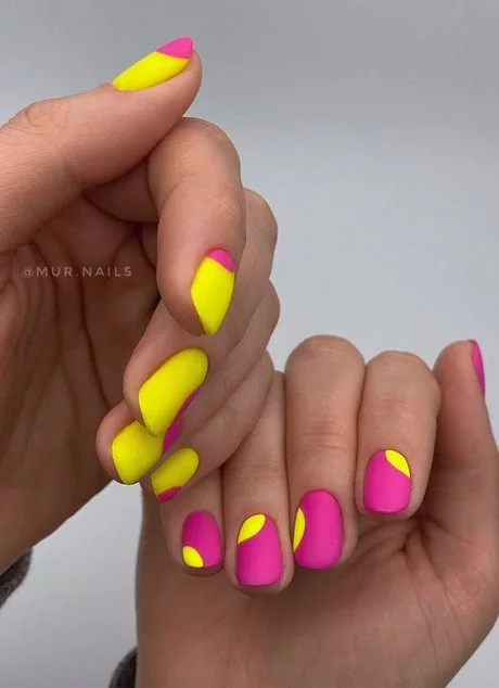 pink-and-yellow-nail-art-54_10-4 Unghii roz și galben