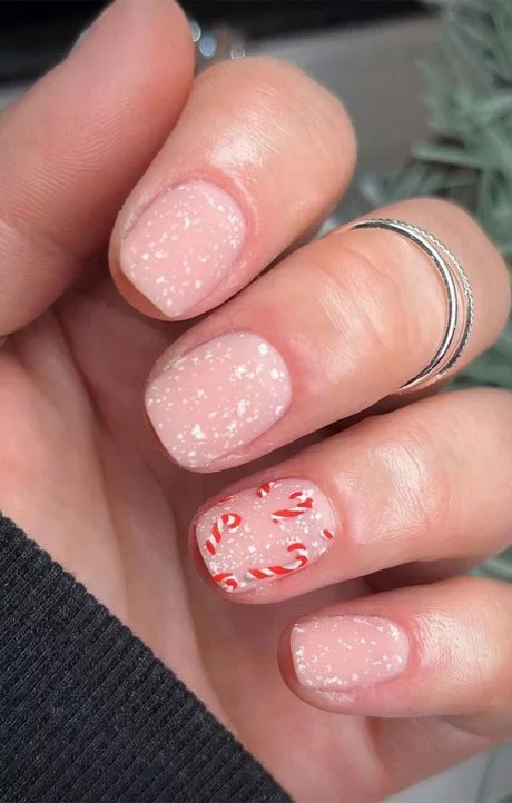 pink-christmas-nails-short-97-1 Unghii roz de Crăciun scurte