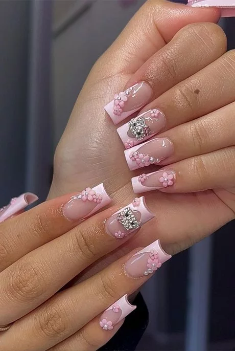 pink-flower-acrylic-nails-29_10-4 Unghii acrilice cu flori roz