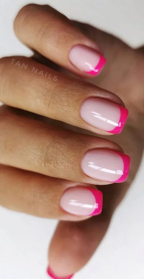 pink-french-tip-nail-23_13-7 Roz Franceză sfat unghii