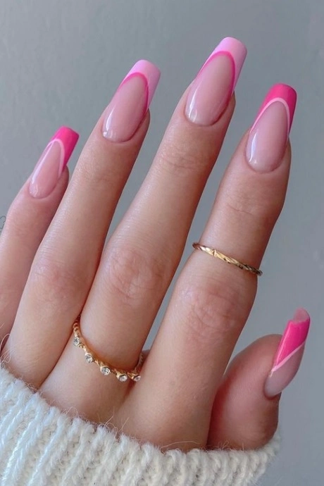 pink-french-tip-nails-with-diamonds-09_3-12 Unghii roz cu vârf francez cu diamante