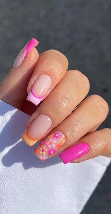 pink-nail-designs-with-flowers-83_14-7 Modele de unghii roz cu flori