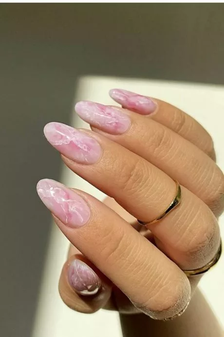 pink-nails-almond-34_5-11 Unghii roz migdale