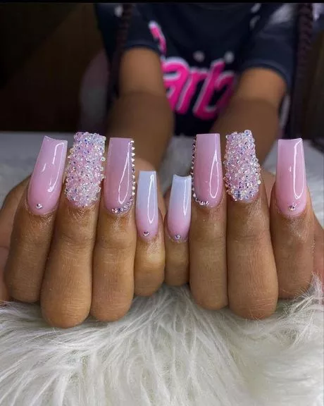 pink-nails-cute-14_9-16 Unghii roz drăguț