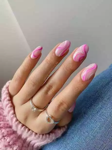 pink-nails-with-swirls-81_4-12 Unghii roz cu vârtejuri