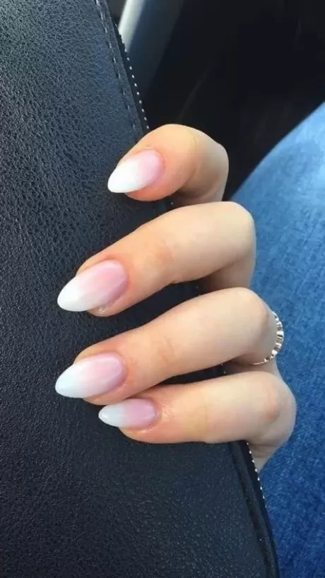 pink-ombre-almond-nails-74-1 Unghii de migdale roz ombre