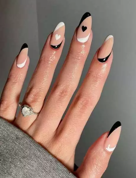 plain-black-and-white-nails-56_8-18 Unghii simple alb-negru