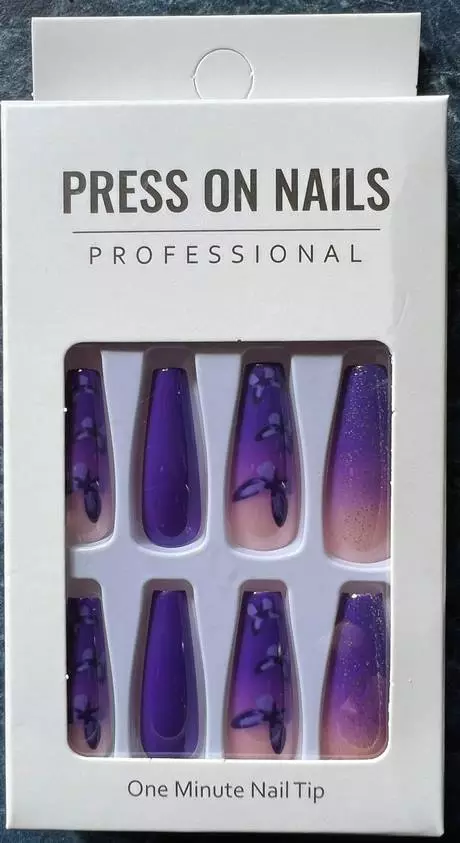 purple-nails-long-50_11-5 Unghii mov lungi