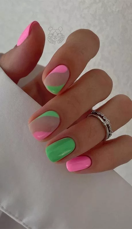 short-pink-nails-acrylic-06-2 Unghii scurte roz acrilice