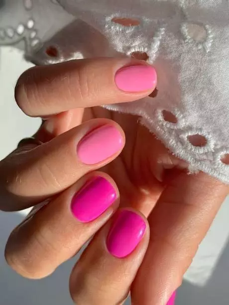 short-pink-nails-acrylic-06_5-15 Unghii scurte roz acrilice