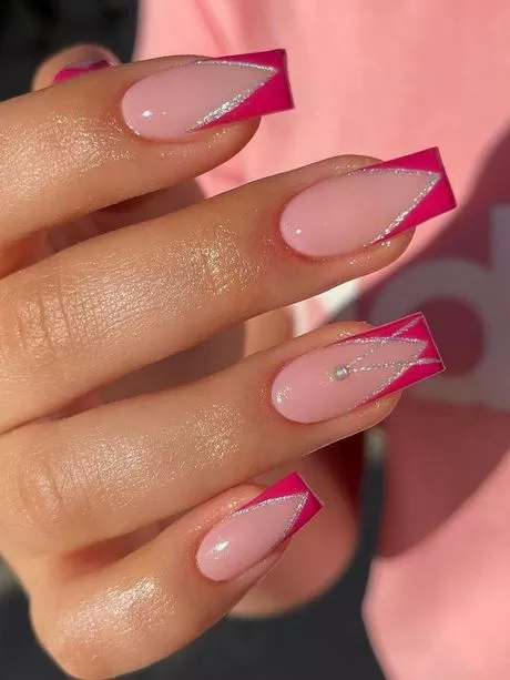 short-pink-nails-with-diamonds-22_2-12 Unghii scurte roz cu diamante