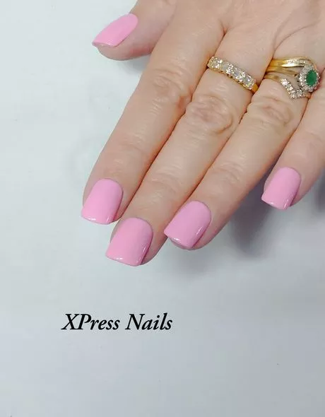 short-pink-square-acrylic-nails-17_5-11 Unghii scurte acrilice pătrate roz